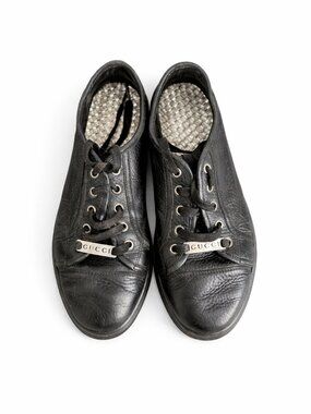 Gucci Black Leather Low Top Sneakers Women’s 39 Lace Up Logo Plate Designer Shoe